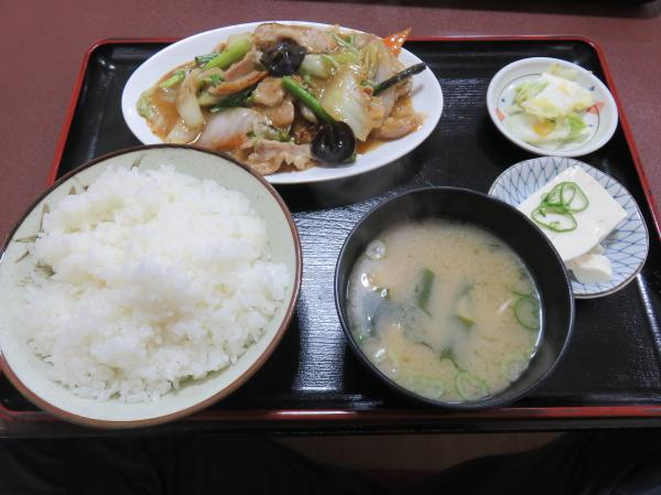 しらかばラーメン　肉スタミナ定食